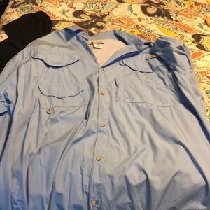 Columbia PFG button down